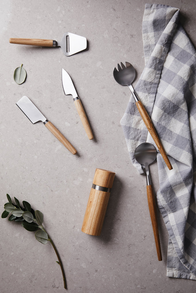 Load image into Gallery viewer, Retro serving cutlery - Custom Wood Designs