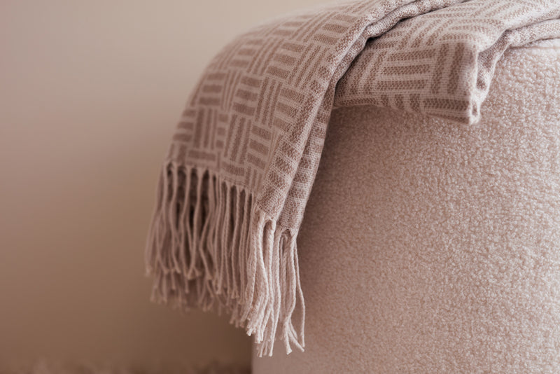 Load image into Gallery viewer, Leno Blanket - Custom Wood Designs