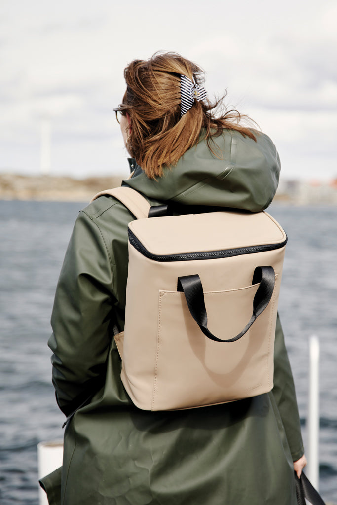 Load image into Gallery viewer, VINGA Baltimore trail cooler backpack - Custom Wood Designs