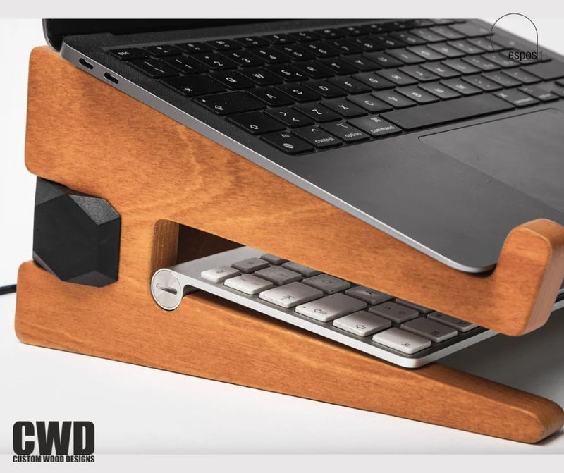 Load image into Gallery viewer, Supporto pc portatile UP+ Oak - Custom Wood Designs