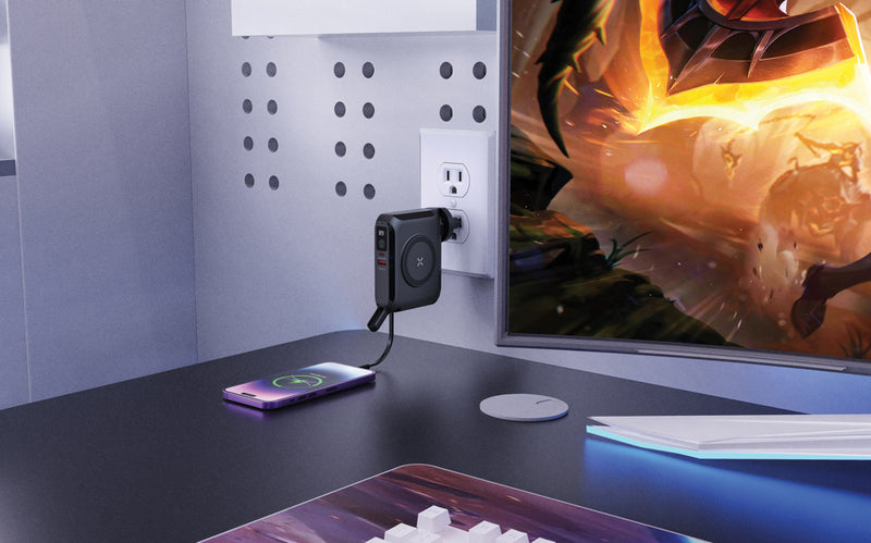 Load image into Gallery viewer, Urban Vitamin Oxnard 5 in 1 65W universal charger - Custom Wood Designs