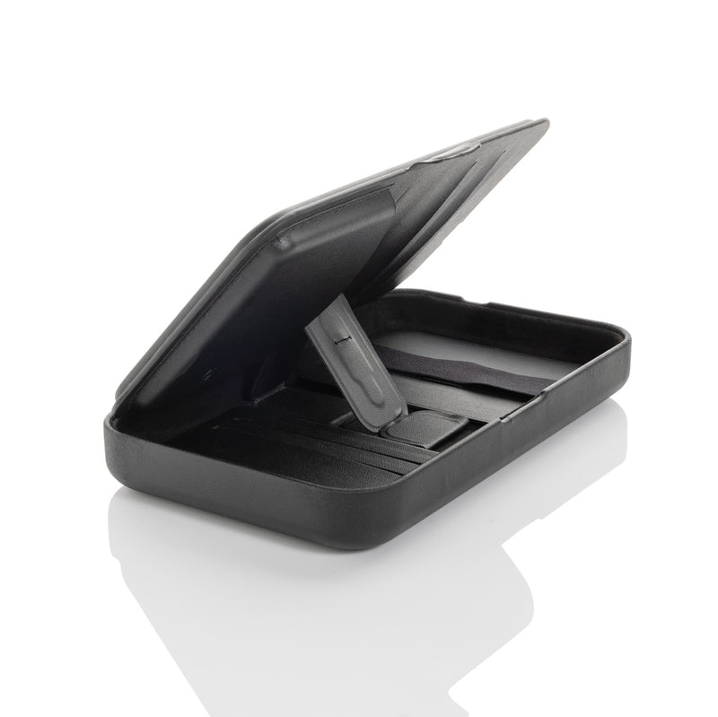 Load image into Gallery viewer, Swiss Peak RCS recycled travel case with 3 in 1 charger - Custom Wood Designs