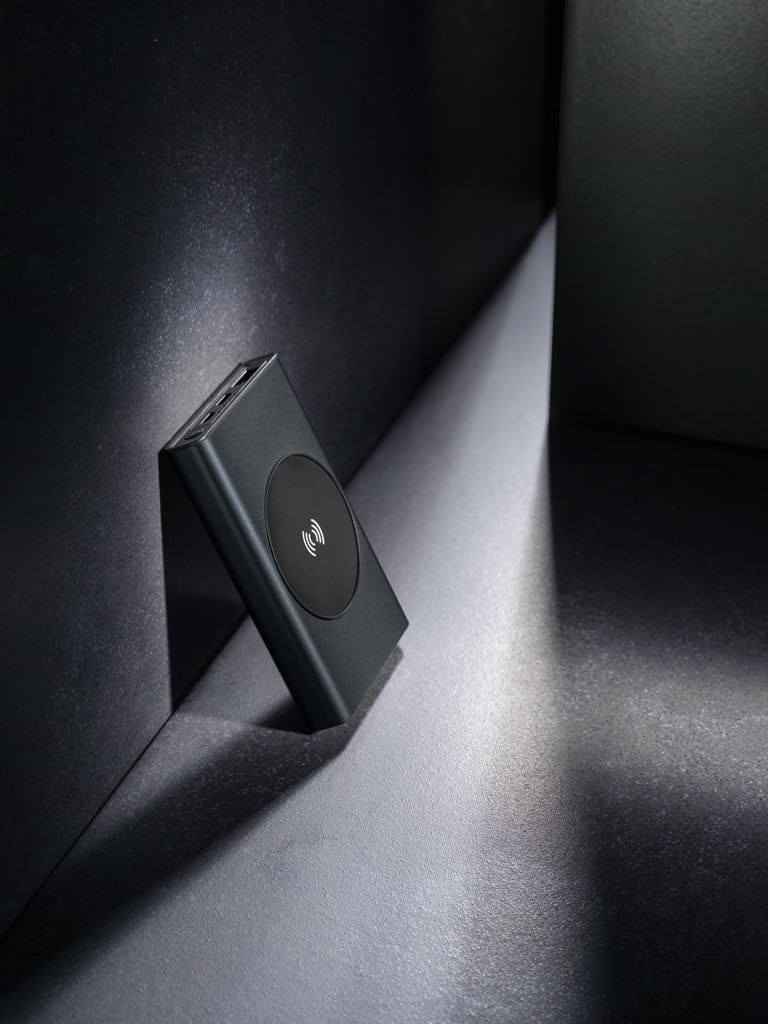 Load image into Gallery viewer, Terra RCS recycled aluminium 5000 mAh powerbank 5W wireless - Custom Wood Designs