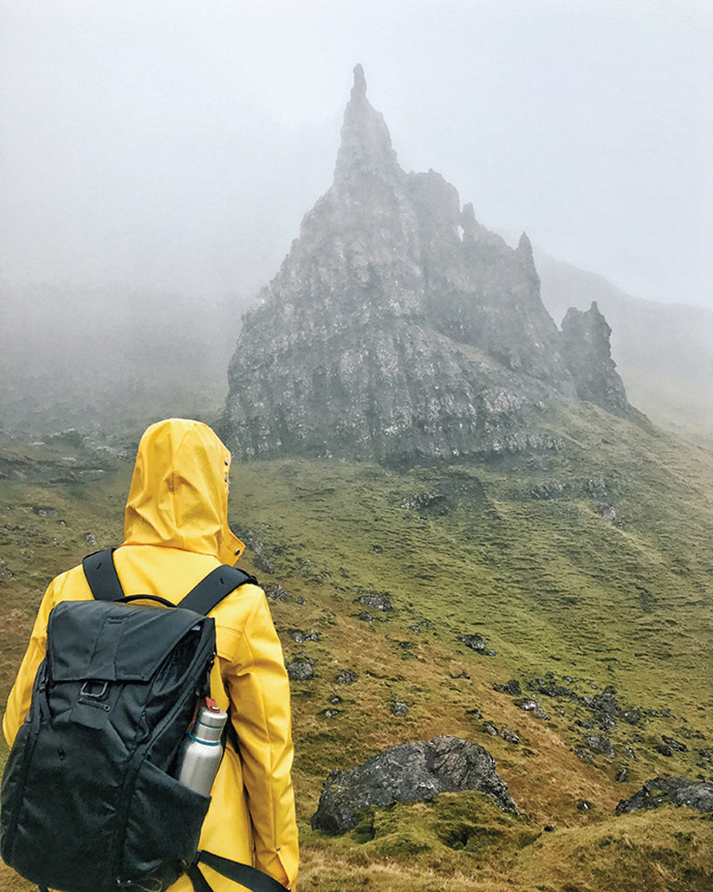 Load image into Gallery viewer, Black+Blum Insulated Water Bottle Large 750ml - Custom Wood Designs