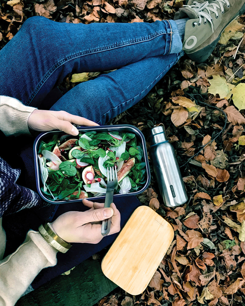 Load image into Gallery viewer, Black+Blum Insulated Water Bottle Large 750ml - Custom Wood Designs