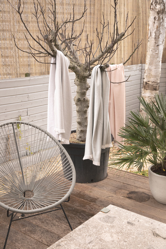 Load image into Gallery viewer, Hisako AWARE™ 4 Seasons towel/blanket 100x180 - Custom Wood Designs