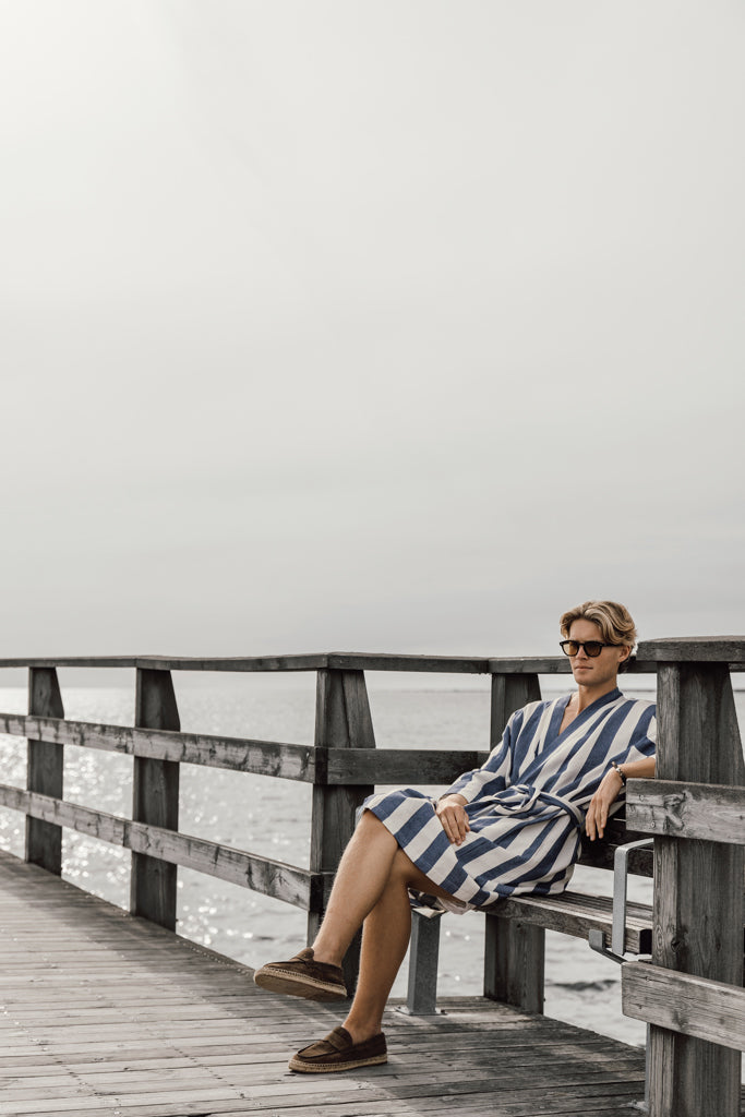 Load image into Gallery viewer, Ornos GRS hammam robe L/XL - Custom Wood Designs