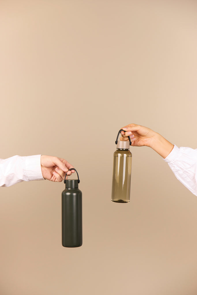 Load image into Gallery viewer, VINGA Baltimore RCS RPET bottle 550 ML - Custom Wood Designs