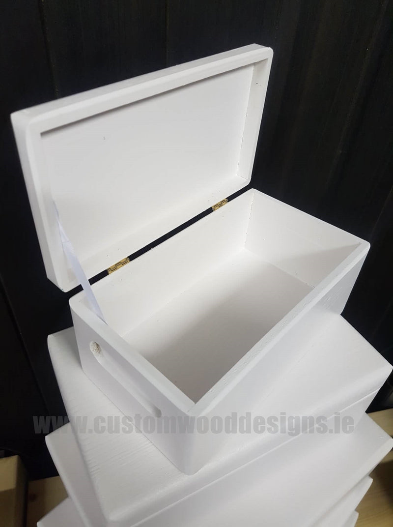 Load image into Gallery viewer, White Wood Box PHW1 21 X 12 X 9,5cm Box Painted White Custom Wood Designs bedroom deco box box with lid gift hamper box light room deco wood wooden box-painted-white-default-title-white-wood-box-phw1-21-x-12-x-9-5cm-53611804655959