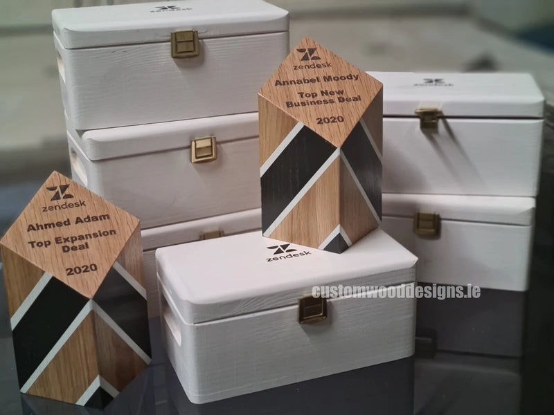 Load image into Gallery viewer, White Wood Box PHW1 21 X 12 X 9,5cm Box Painted White Custom Wood Designs bedroom deco box box with lid gift hamper box light room deco wood wooden box-painted-white-default-title-white-wood-box-phw1-21-x-12-x-9-5cm-53611806982487