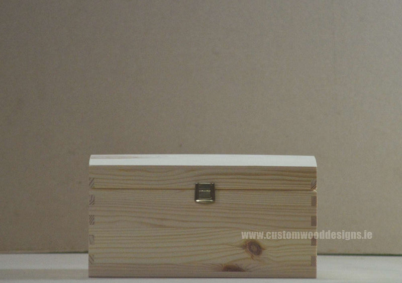 Load image into Gallery viewer, Pine Wood Chest CB3 29 X 19 X1 4,5 cm Chest Box pin bedroom deco box box with lid room deco wood wooden pine-wood-chest-cb3-29-x-19-x1-45-cmcustom-wood-designschest-box-398775_e123ddca-944d-4b18-9c47-d0e5d21944de
