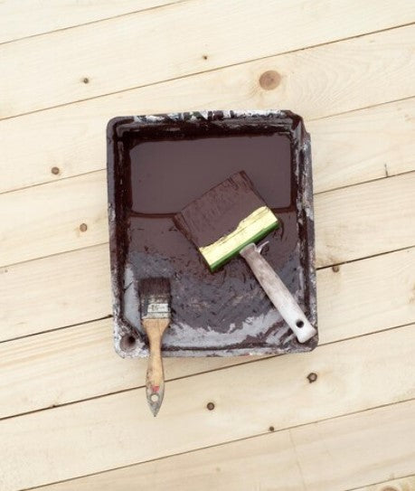 Farmhouse Charm: Decorating with Distressed Wooden Crates