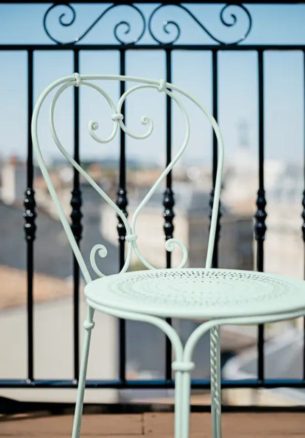 Load image into Gallery viewer, 1900 Chair - Custom Wood Designs
