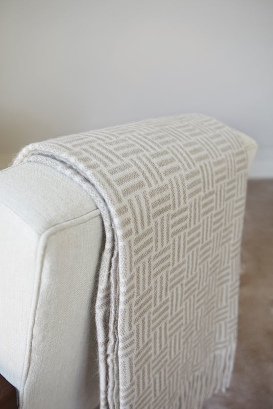 Leno Blanket - Custom Wood Designs