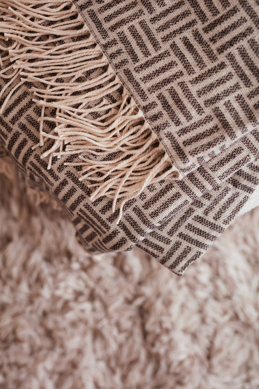 Leno Blanket - Custom Wood Designs