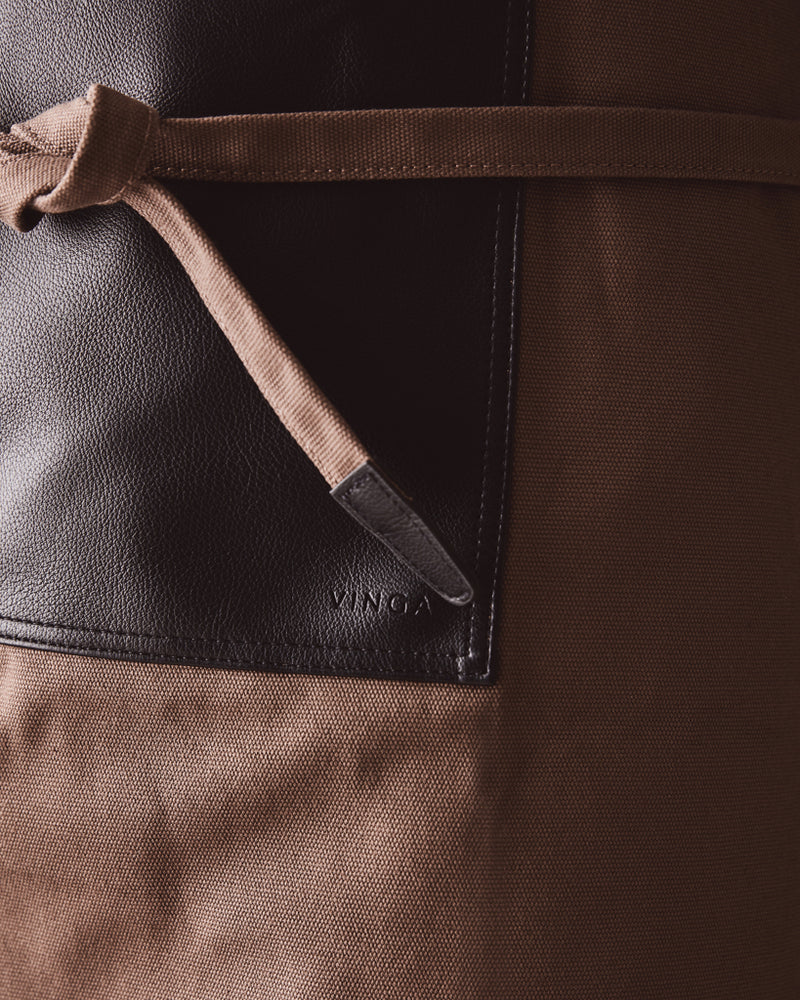 Load image into Gallery viewer, Casbas Apron - Custom Wood Designs
