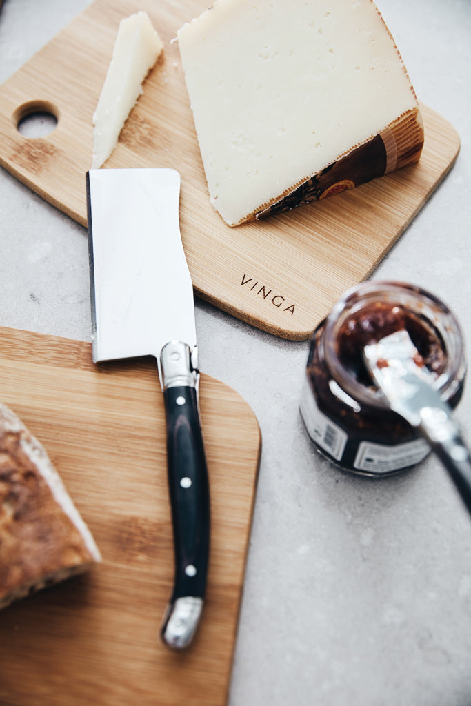 Load image into Gallery viewer, VINGA Gigaro cheese knives - Custom Wood Designs
