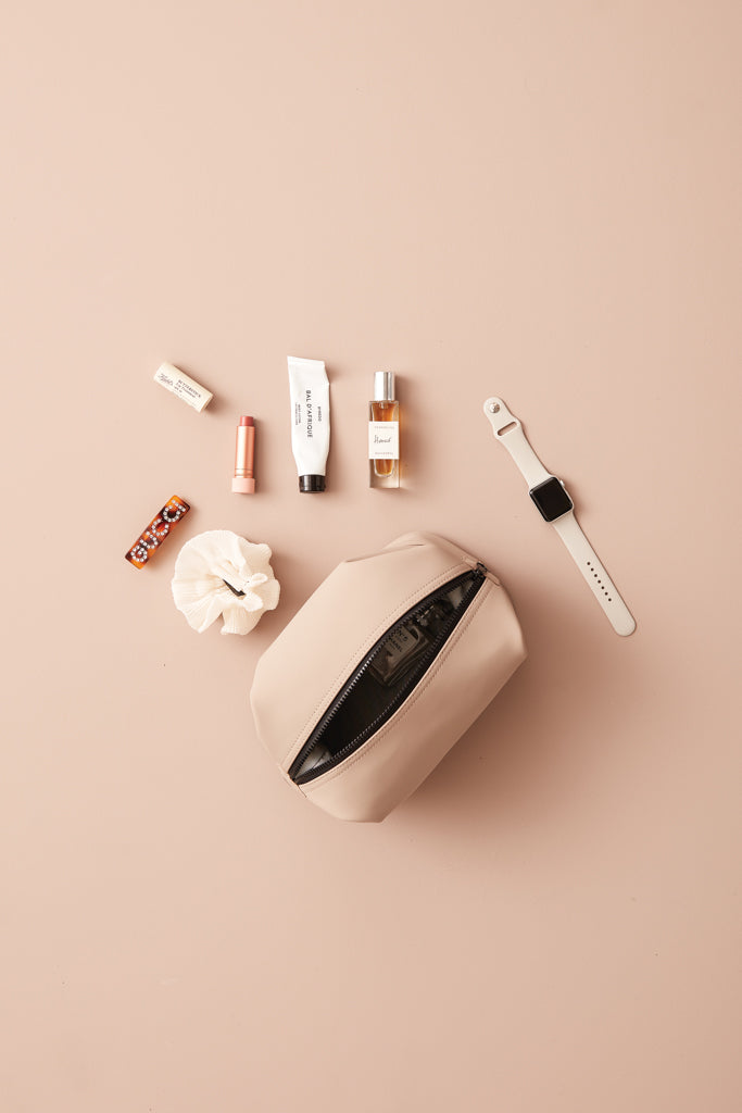 Load image into Gallery viewer, Baltimor Wash Bag - Custom Wood Designs
