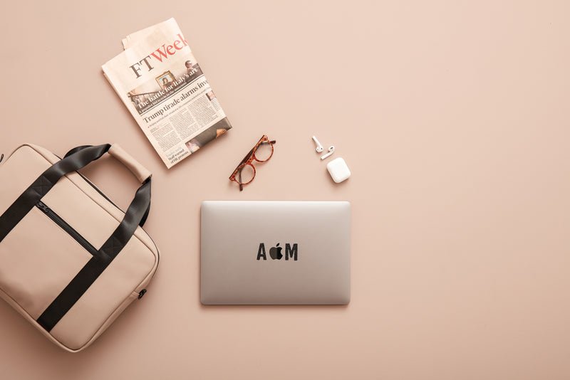 Load image into Gallery viewer, Baltimor Computer Bag - Custom Wood Designs
