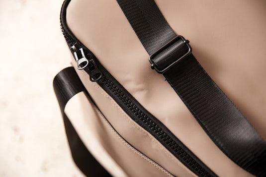 VINGA Baltimore Cooler Bag - Custom Wood Designs