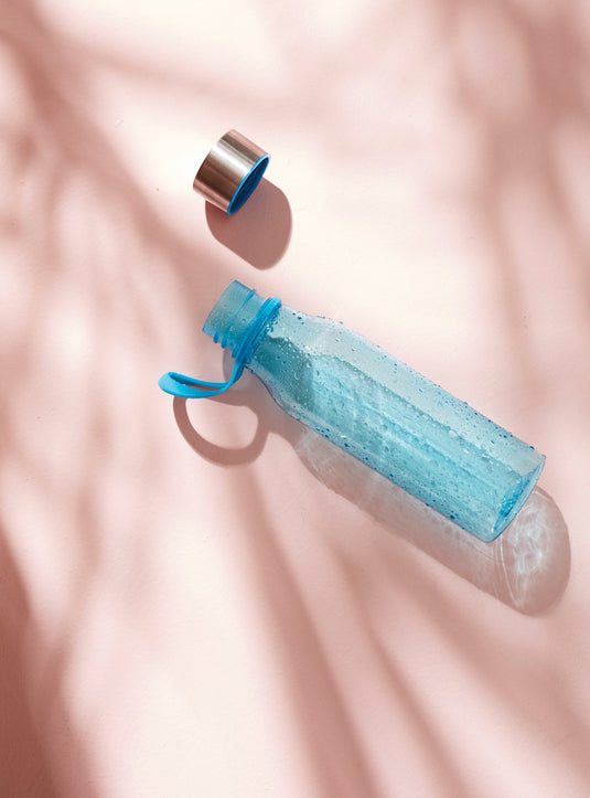 VINGA Lean tritan water bottle 600 ML - Custom Wood Designs