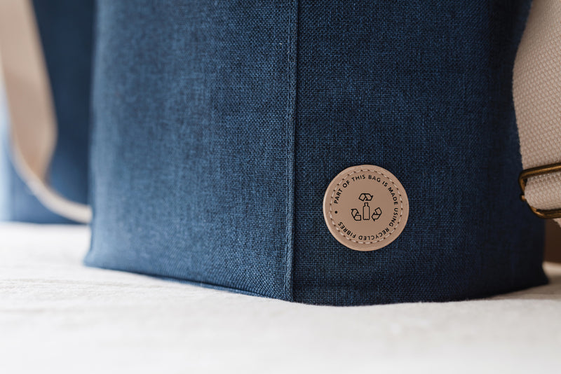 Load image into Gallery viewer, VINGA Sortino Cooler bag - Custom Wood Designs
