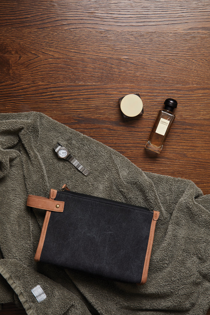 Load image into Gallery viewer, Bosle GRS recycled canvas toiletry bag - Custom Wood Designs
