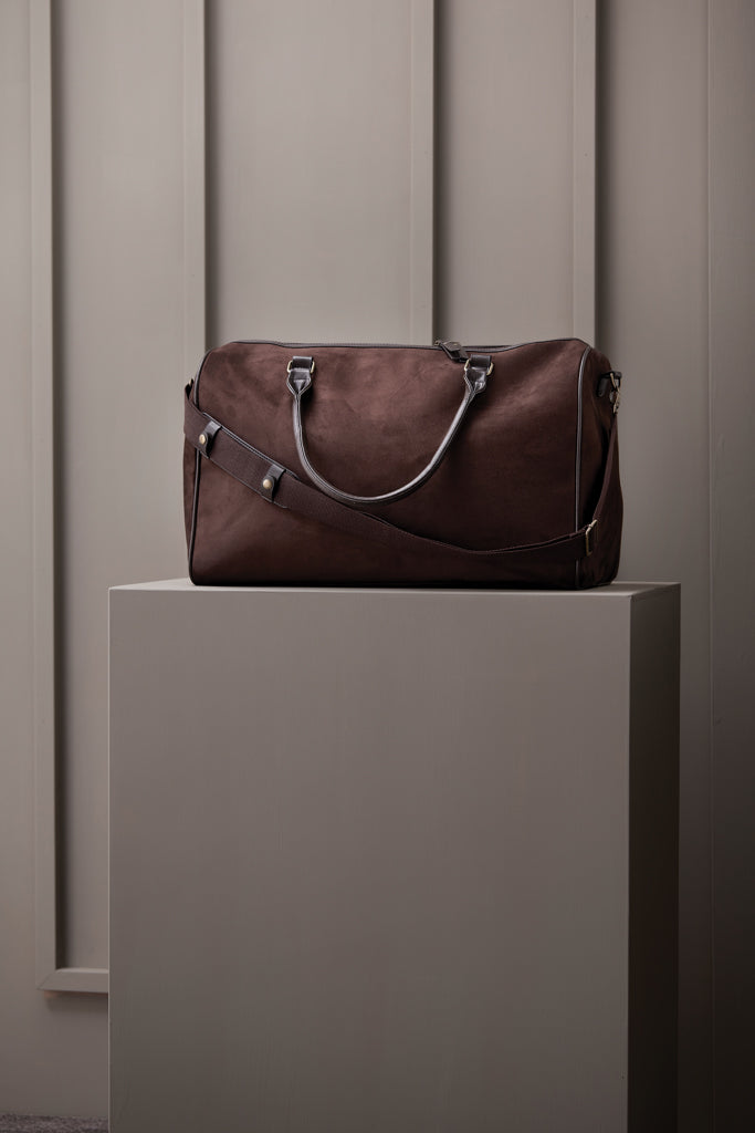 Load image into Gallery viewer, Hunto Weekend Bag - Custom Wood Designs
