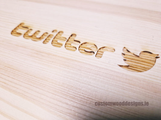 Pine Box MPB3 Custom Wood Designs __label: Upload Logo CUF554_1_196883c1-a7ec-473e-98de-bcdfe1efe995