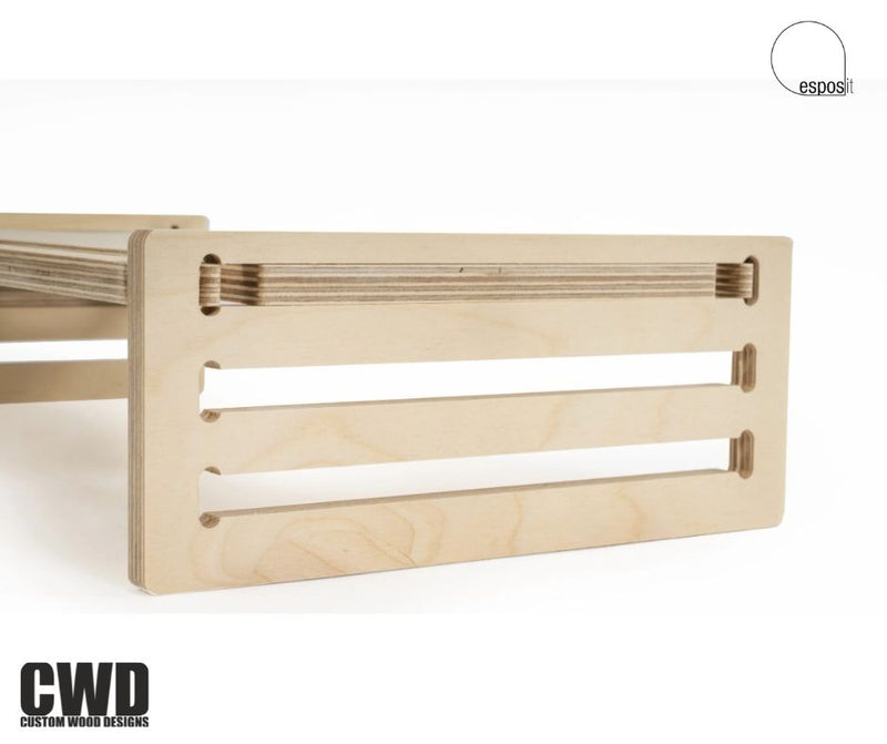 Load image into Gallery viewer, Stand Yodoo - Custom Wood Designs
