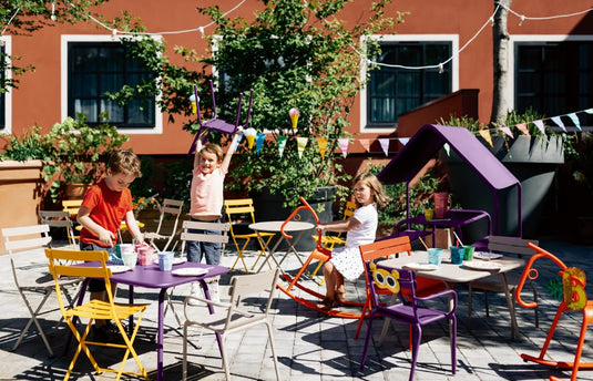 Luxembourg Kid Table - Custom Wood Designs