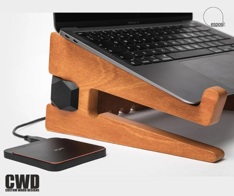 Load image into Gallery viewer, Supporto pc portatile UP+ Oak - Custom Wood Designs
