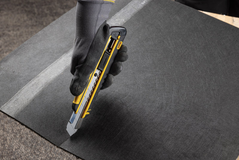 Load image into Gallery viewer, Refillable RCS rplastic heavy duty snap-off knife soft grip - Custom Wood Designs
