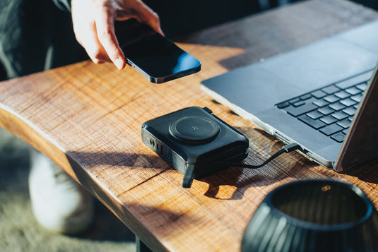 Urban Vitamin Oxnard 5 in 1 65W universal charger - Custom Wood Designs