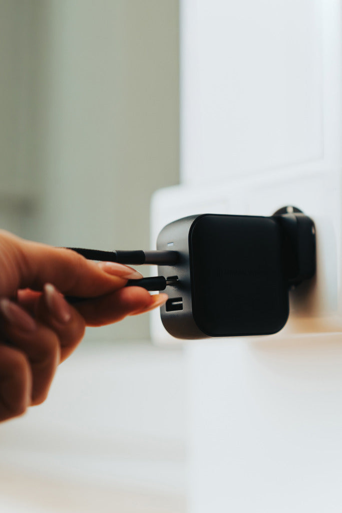 Load image into Gallery viewer, Urban Vitamin Santa Cruz RCS rplastc 70W GAN charger - Custom Wood Designs
