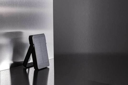 Skywave RCS rplastic solar powerbank 5000 mAh 10W wireless - Custom Wood Designs