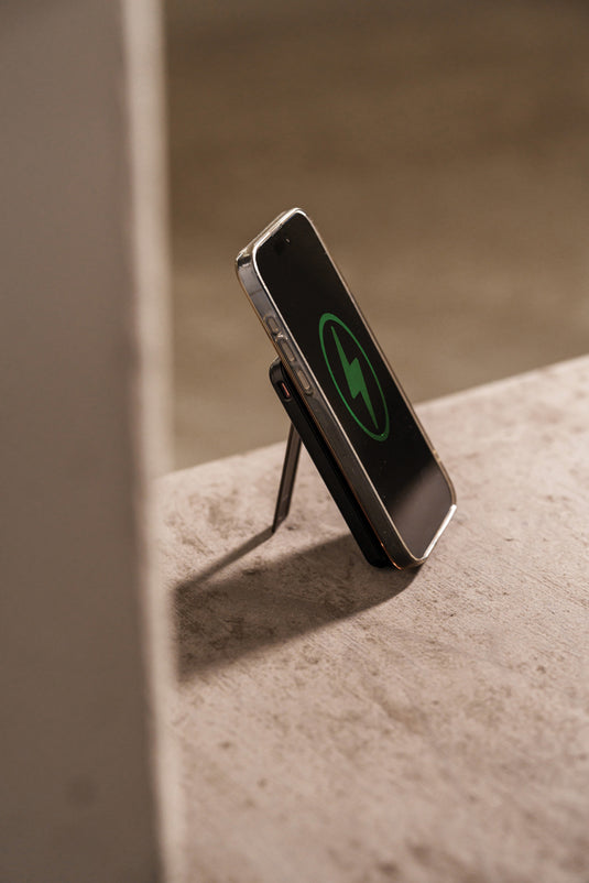 Urban Vitamin Redwood 5in1 5000mah 20W PD magnetic powerbank - Custom Wood Designs