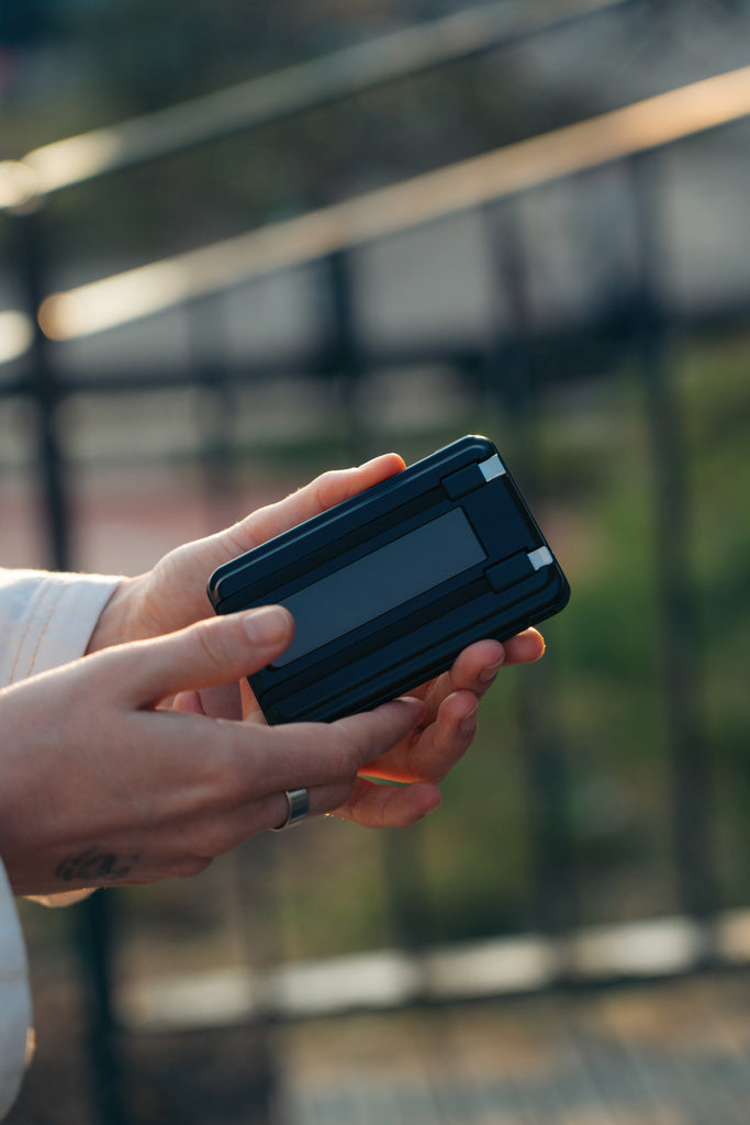 Load image into Gallery viewer, Urban Vitamin Delano 5in1 10,000mah 20WPD magnetic powerbank - Custom Wood Designs
