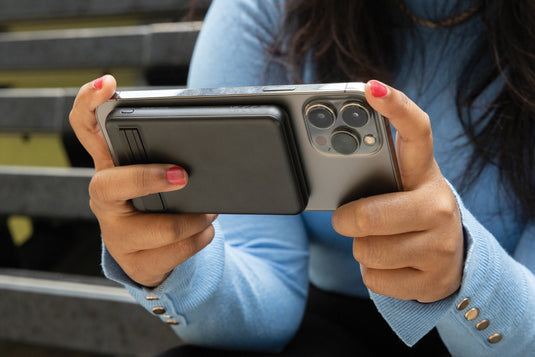 Zen RCS rplastic 5000 mah 5W magnetic bamboo powerbank - Custom Wood Designs