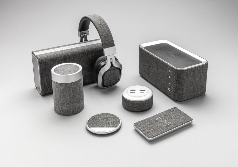 Load image into Gallery viewer, Vogue Headphone - Custom Wood Designs
