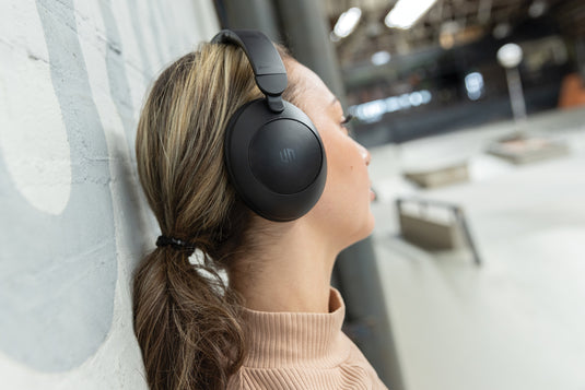 Urban Vitamin Cupertino RCS rplastic ANC headphone - Custom Wood Designs