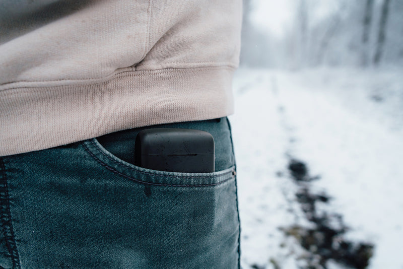 Load image into Gallery viewer, Skywave RCS recycled plastic solar earbuds - Custom Wood Designs
