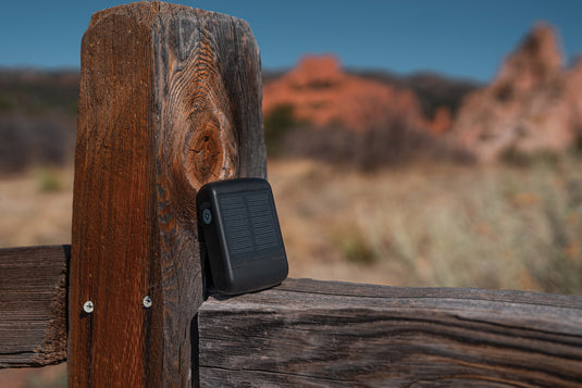 Skywave RCS recycled plastic solar earbuds - Custom Wood Designs