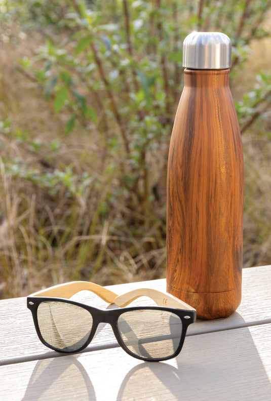Vacuum insulated stainless steel bottle with wood print - Custom Wood Designs