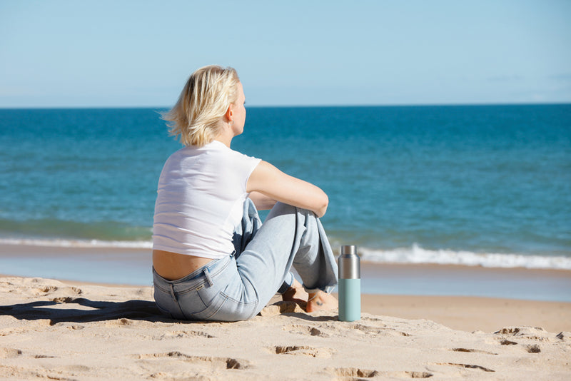 Load image into Gallery viewer, Fluid RCS certified recycled steel water bottle 600ml - Custom Wood Designs
