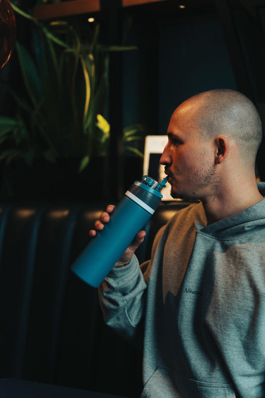 Omni Sip RCS certified re-steel lockable bottle 720ml - Custom Wood Designs