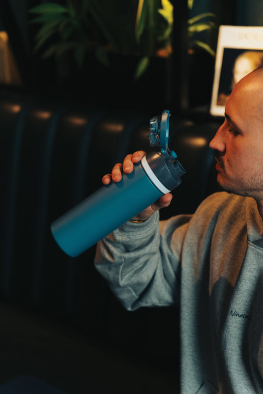 Omni Sip RCS certified re-steel lockable bottle 720ml - Custom Wood Designs