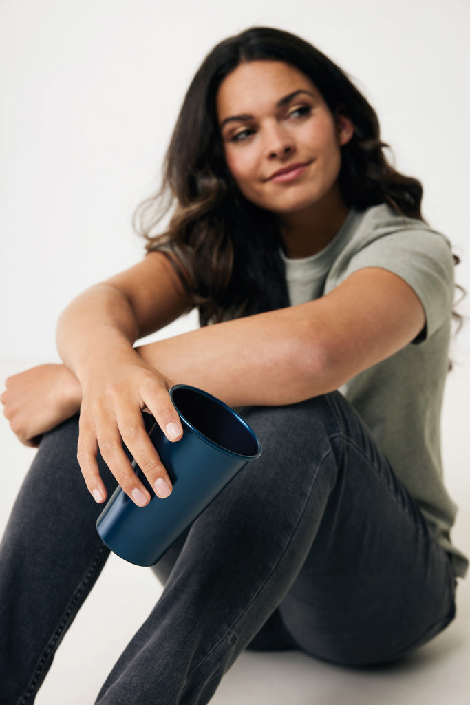 Load image into Gallery viewer, Alo RCS recycled aluminium lightweight cup 450ml - Custom Wood Designs
