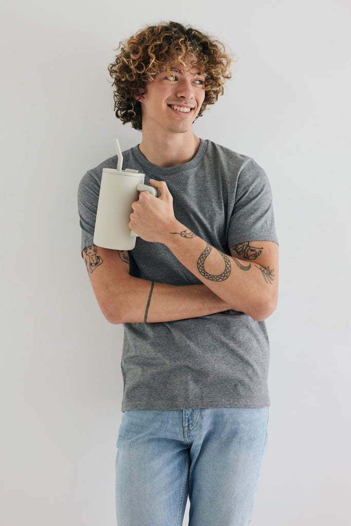 Load image into Gallery viewer, Cube RCS certified recycled steel mug 800ml - Custom Wood Designs
