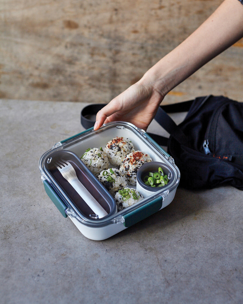 Load image into Gallery viewer, Black+Blum Lunch Box Original - Custom Wood Designs
